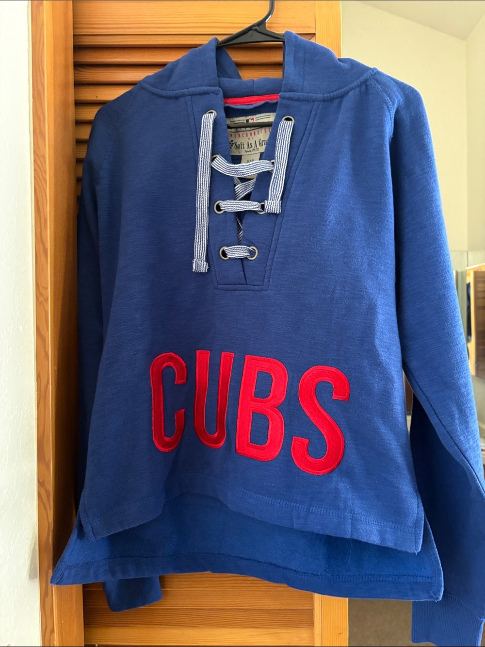 Cubs Lace-Up Hooded Sweatshirt - Blue/Red